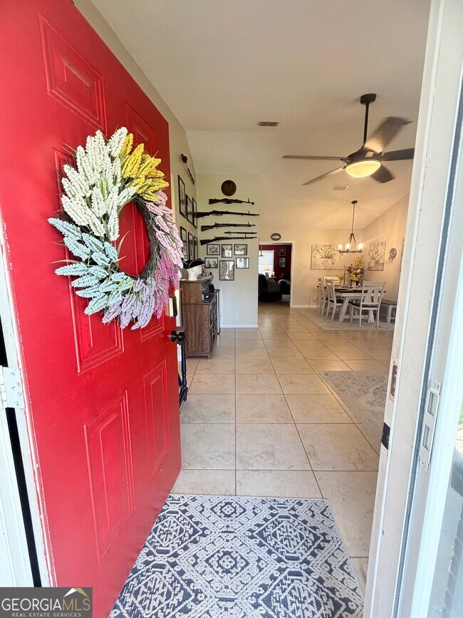 Foto del edificio - 130 N Woodvalley Dr