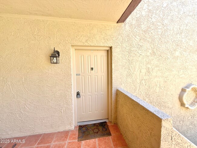 Building Photo - 8649 E Royal Palm Rd