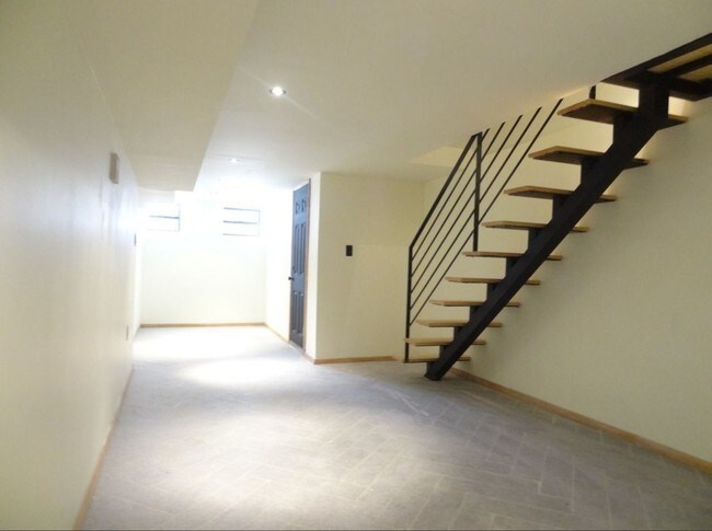 Plano de planta - 208 STARR ST