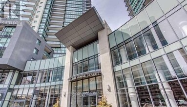 Building Photo - 5168-5168 Yonge St