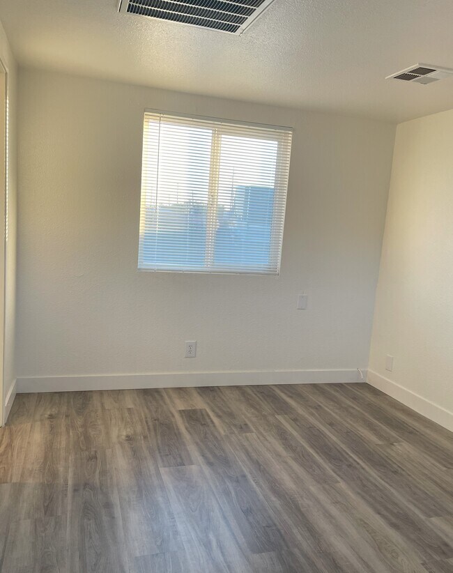 Foto del edificio - 2157 Carroll St