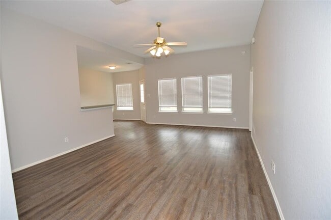 Building Photo - 24327 Wild Horses Ln