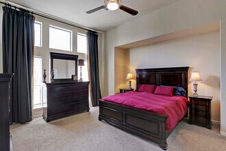 Building Photo - 5706 Cornish St