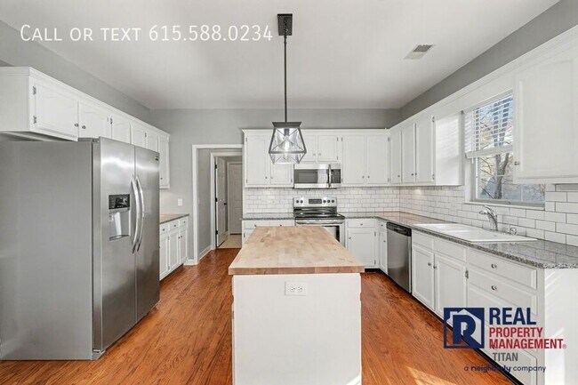 Foto del edificio - 205 Seneca Ct