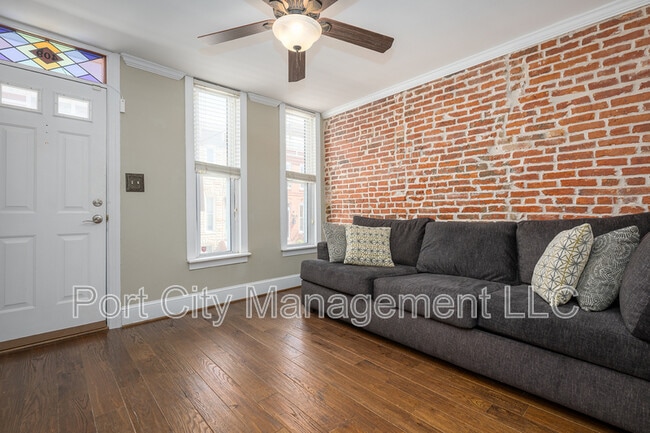 Building Photo - 409 Folsom St
