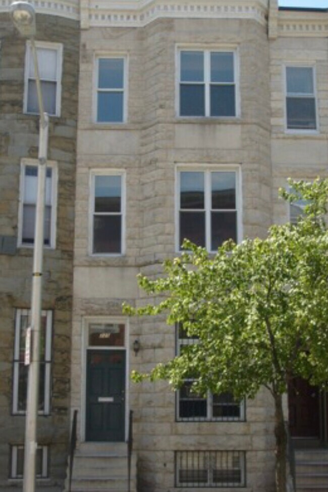 Building Photo - 225 E Lafayette Ave