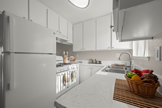 Building Photo - Woodlands West Townhomes