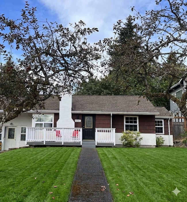Building Photo - 15545 8th Ave NE
