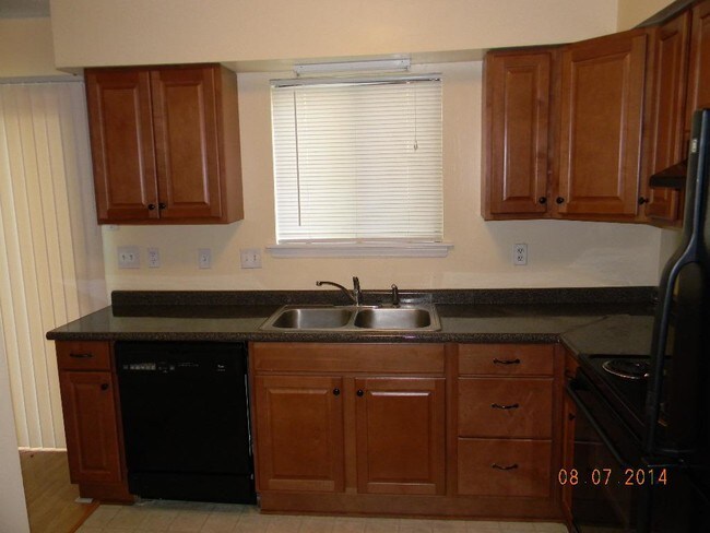 Foto del edificio - 6137 Bent Tree Ct