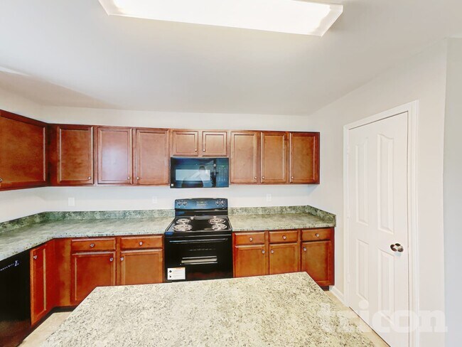 Building Photo - 4976 Mt Hope Dr