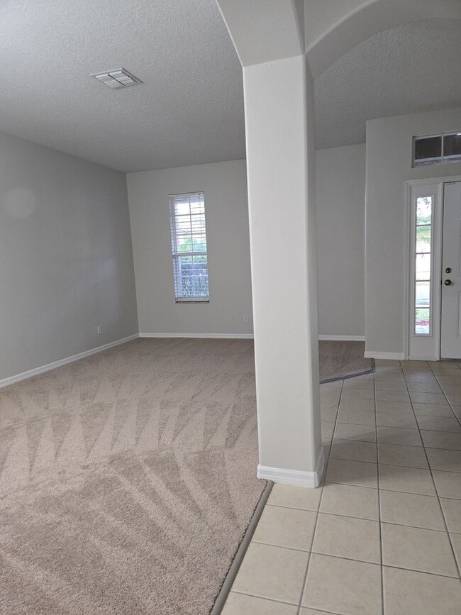 Foto del edificio - Waterford Trails: 5 Bedroom+ loft, 3 Bath,...