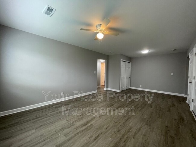 Building Photo - 102 Harbor Dr