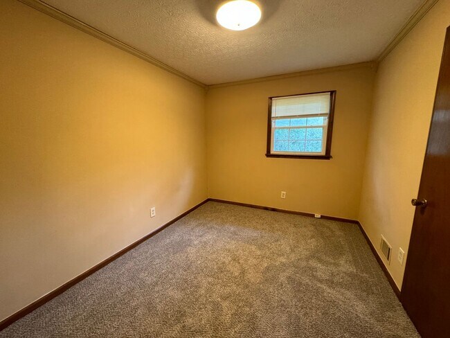 Foto del edificio - 3224 Lake Monroe Rd