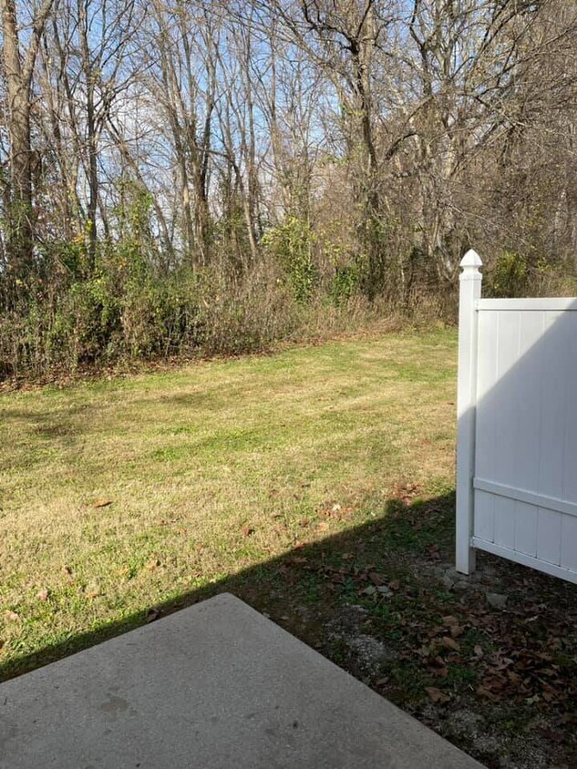 Foto principal - 110 Creekside Drive, Apt. B