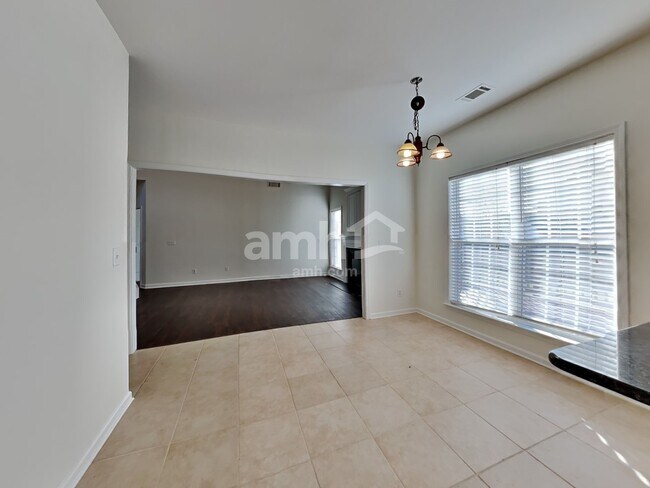 Foto del edificio - 237 Mott Rd