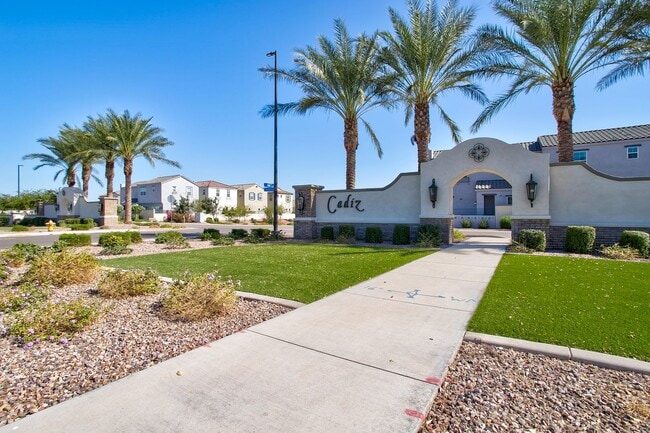Building Photo - Stunning home in Chandler only 1 year old,...