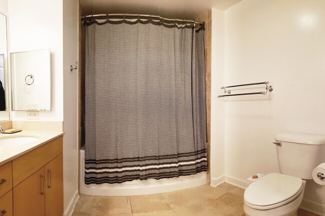 Foto del edificio - 475 K St NW