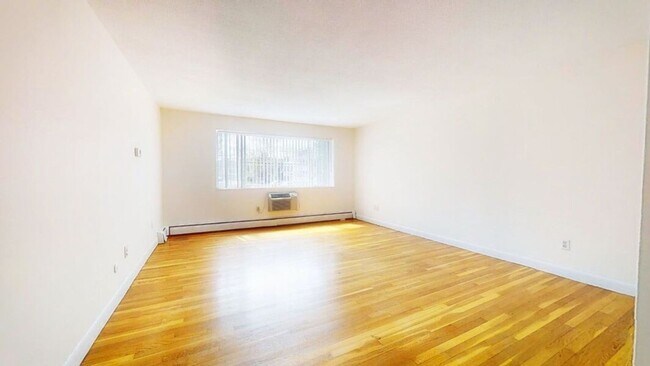 Foto del edificio - BU 2-bed w/h+hw
