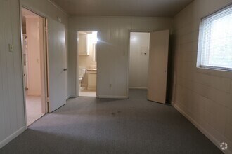 Building Photo - 700 Gilman St
