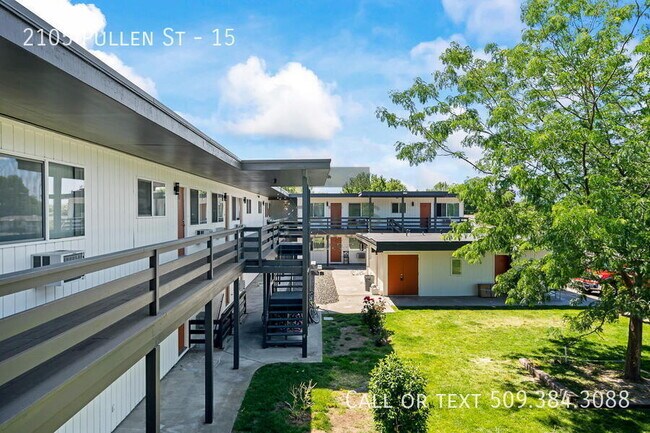 Foto del edificio - 2105 Pullen St