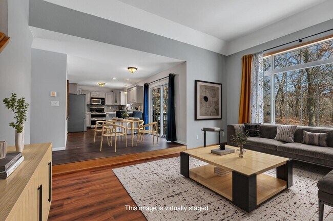 Foto del edificio - 516 4th Ave NE