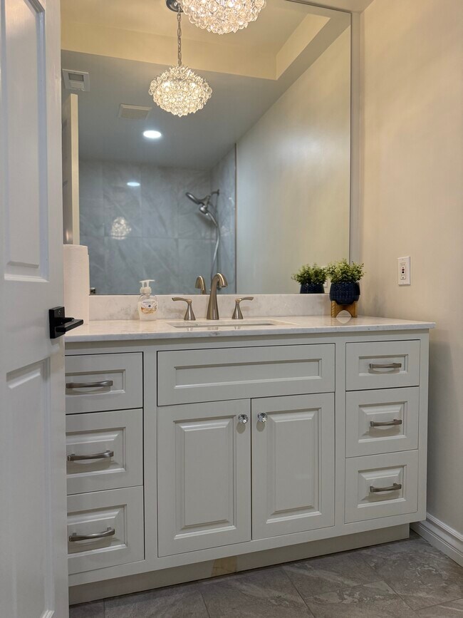 Foto del edificio - 6758 Vinalhaven Ct