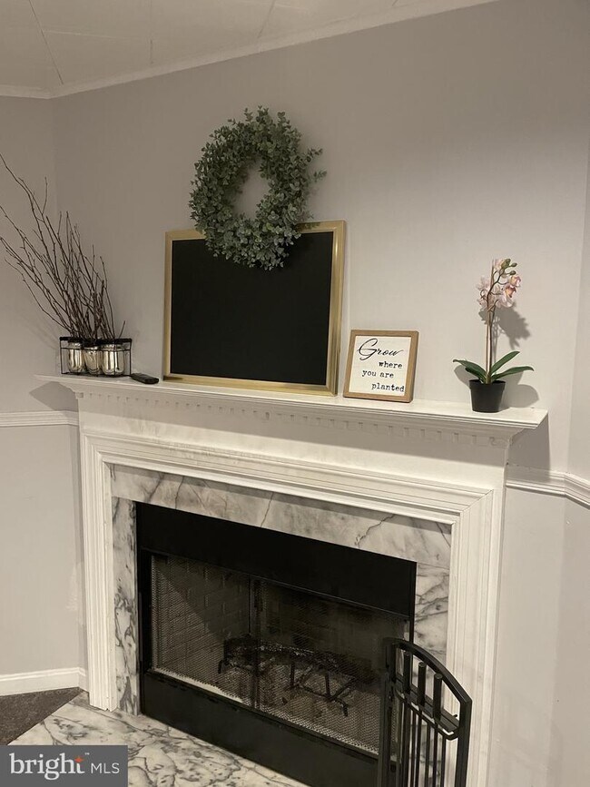 Foto del edificio - 8538 Pine Run Ct