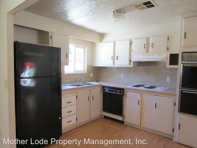 Building Photo - 3 br, 2 bath House - 17801 Apple Colony