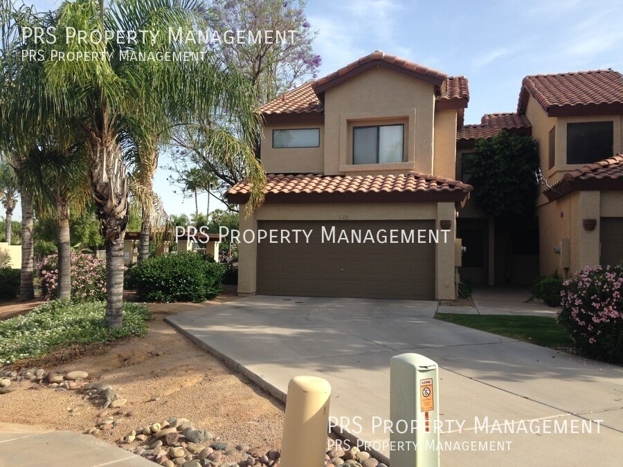 Primary Photo - 624 S Crows Nest Dr