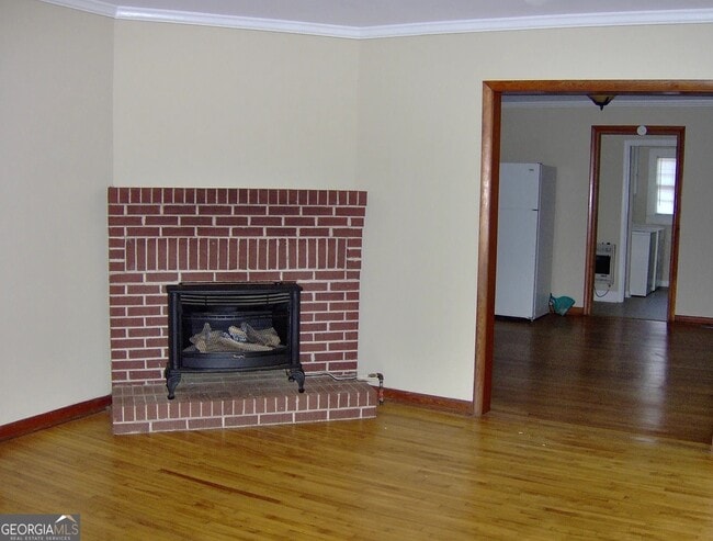 Building Photo - 175 Inglewood Ave