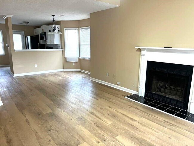 Foto del edificio - 8034 S Bay Ct