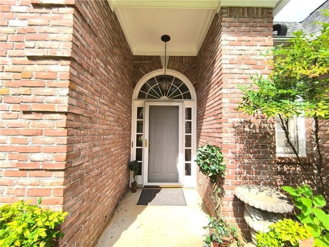 Building Photo - 4009 Treemont Ln