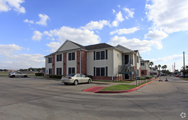 Falcon Pointe Apartments Rosenburg, TX - Falcon Pointe