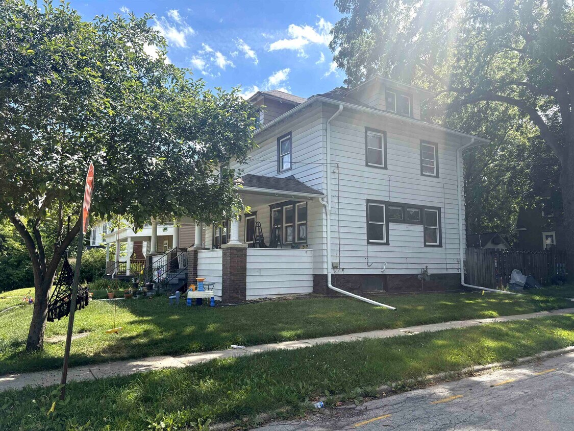Foto del edificio - 1604 S Carroll Ave