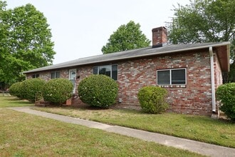 Building Photo - 57 Bruton Ave