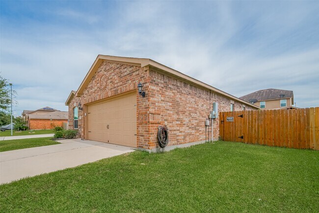 Foto del edificio - 12063 Quartersawn Ln