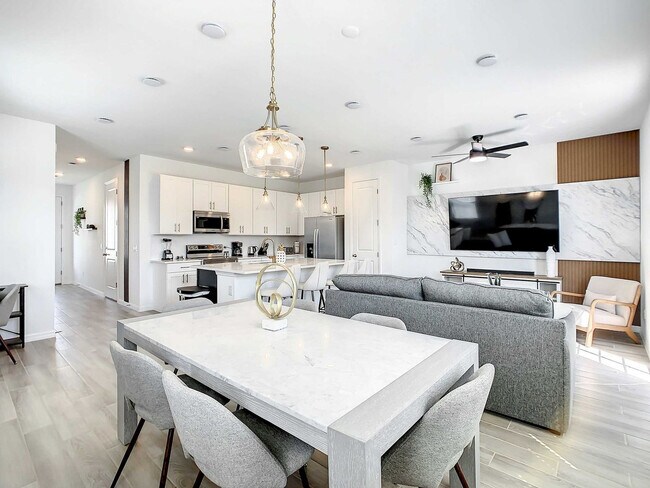 Foto del edificio - 1048 Plantation Ln