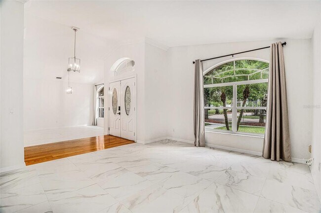 Foto del edificio - 15008 Arbor Hollow Dr