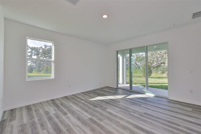 Foto del edificio - 4021 Westwood Flds Lp