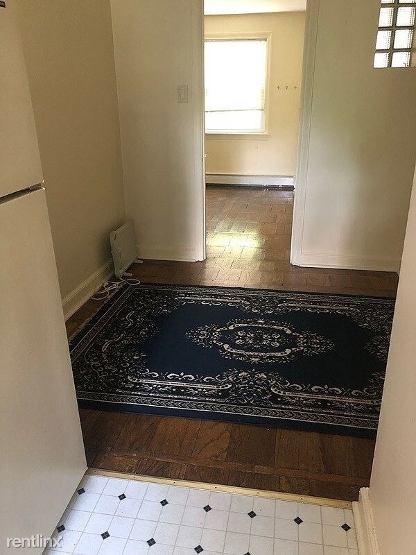 Building Photo - 1 br, 1 bath Apartment - 513 Conway Avenue 6