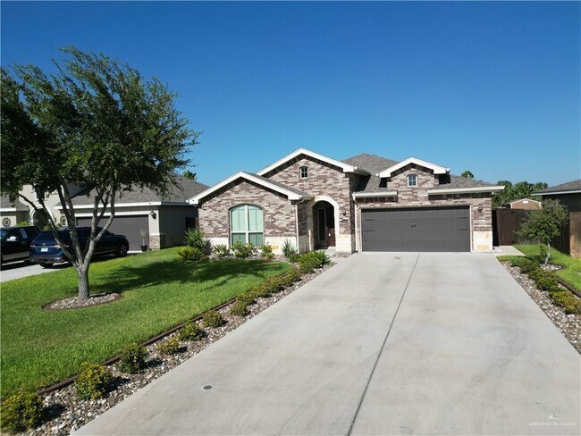 Building Photo - 5016 Escondido Pass