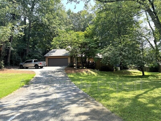 Photo - 1302 Colony Drive House