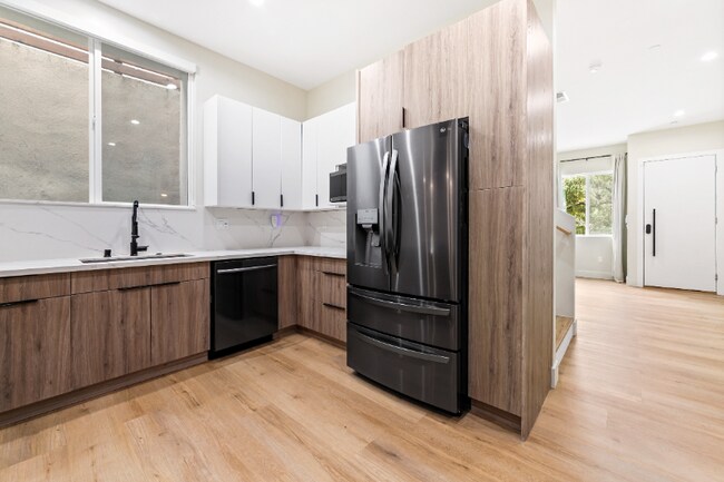 Foto del edificio - 4428 Bowman Blvd