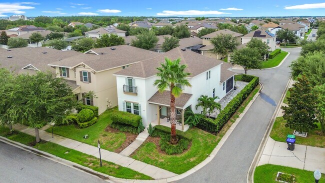 Foto del edificio - FURNISHED 4 Bedroom House + Office + Home ...