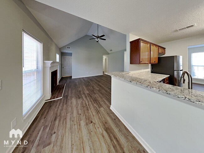 Foto del edificio - 75 Windward Dr