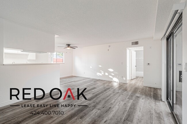 Building Photo - 11134 Arminta St