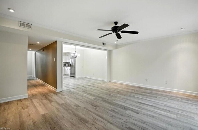 Foto del edificio - 590 Tenbee Ln