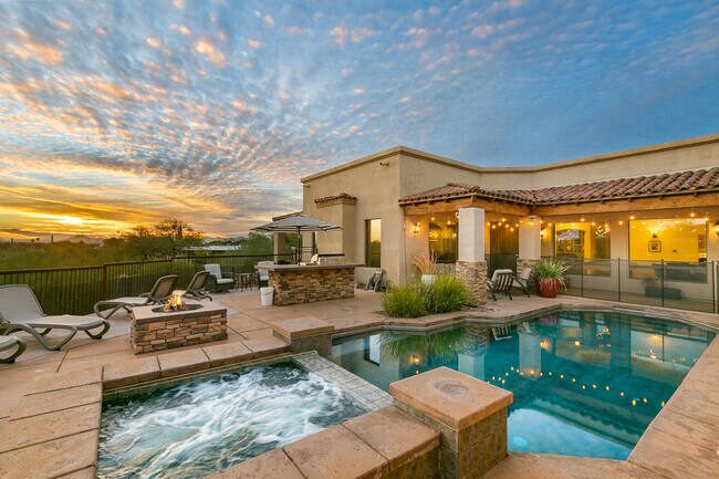 Foto del edificio - 6540 E Golden Hills Pl