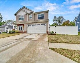 Building Photo - 3540 Silver Fox Trce