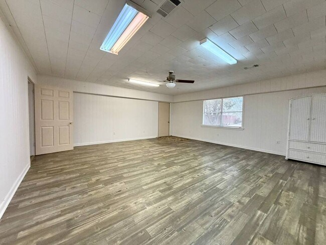 Foto del edificio - 3580 US-80